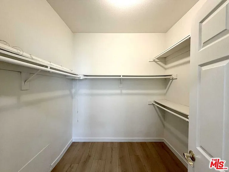 9836 Vidor Dr #1B — Photo 21