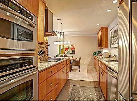 4th image of 370 Rosecrans St APT 202