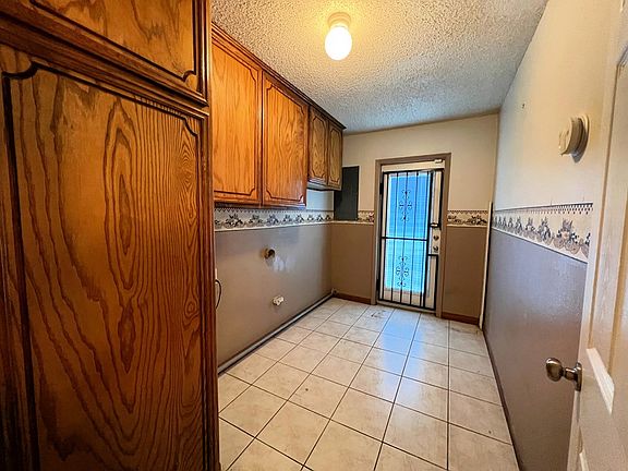 5th image of 309 Crepe Myrtle Ave