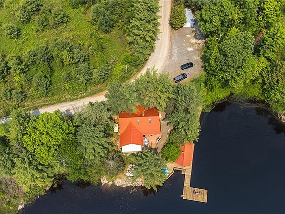 3rd image of 235 Loch Erne Rd