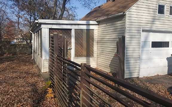5th image of 513 Gladstone Ave