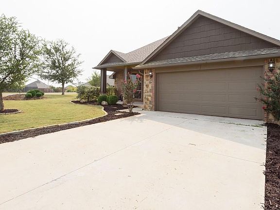 2nd image of 6524 NW 163rd Ter