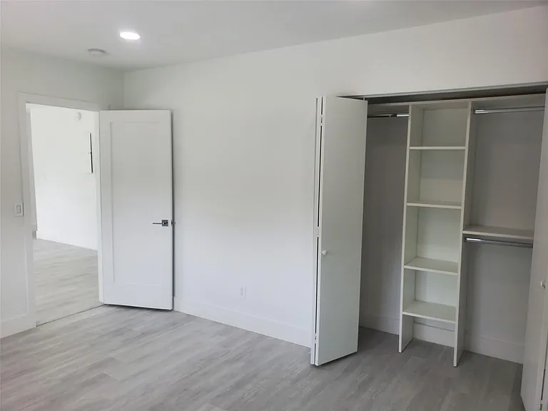 70 NW 13th Ave #2 — Photo 13