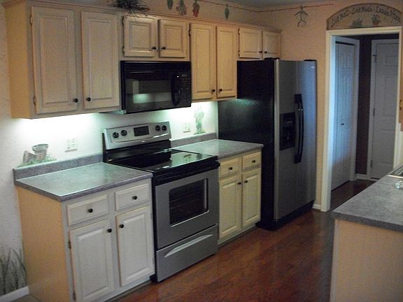 New Appliances and Flooring