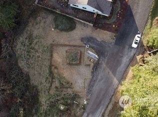 200 E Archer Ridge Rd, Allyn, WA 98524