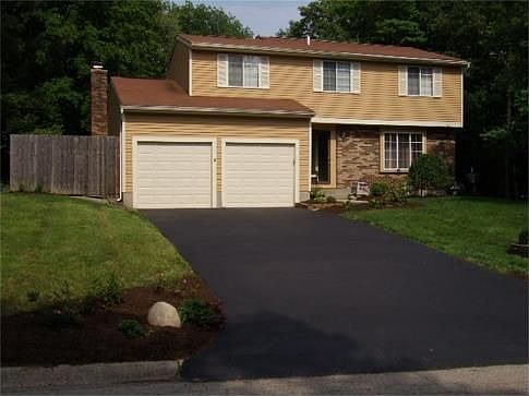 1st image of 3995 Willow Run Dr