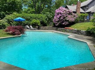 26 Trails End Rd, Weston, CT 06883