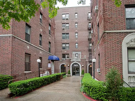 Sold by Avenue Sotheby's International Realty | media 29