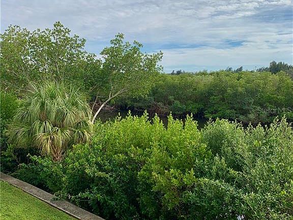 4th image of 3216 Mangrove Point Dr