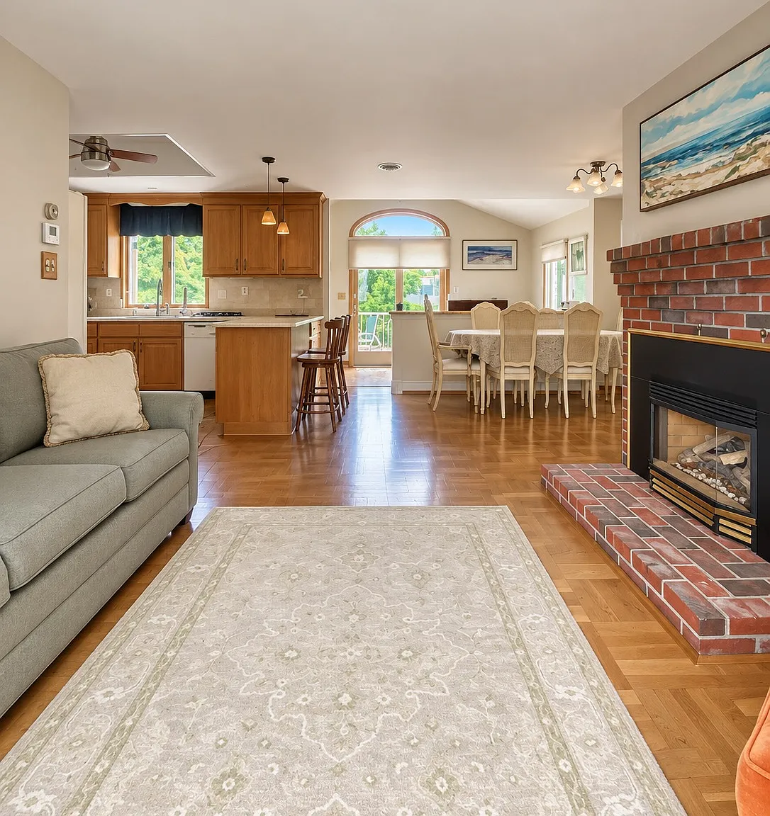 Vincent Dr, Marshfield — Photo 3