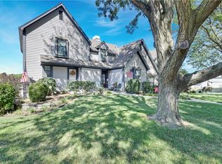4962 W 60th Ter, Mission, KS 66205
