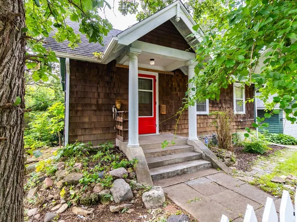 306 Irvine Ave, Saint Paul, MN 55102