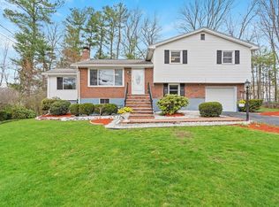 1 Marie Cir, Burlington, MA 01803