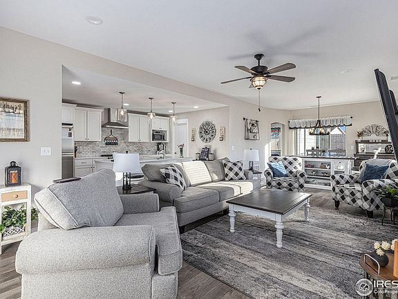 3rd image of 530 Foxtail Pl