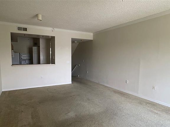 3rd image of 5681 Bentgrass Dr #13-203