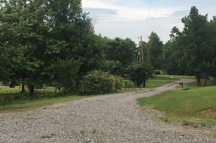 2nd image of 211 County Road 851 Al