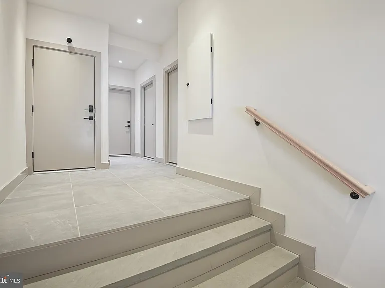 1329 Connecticut Ave NW #201 — Photo 3