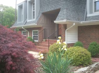 1 Warfield Ct, Greensboro, NC 27406