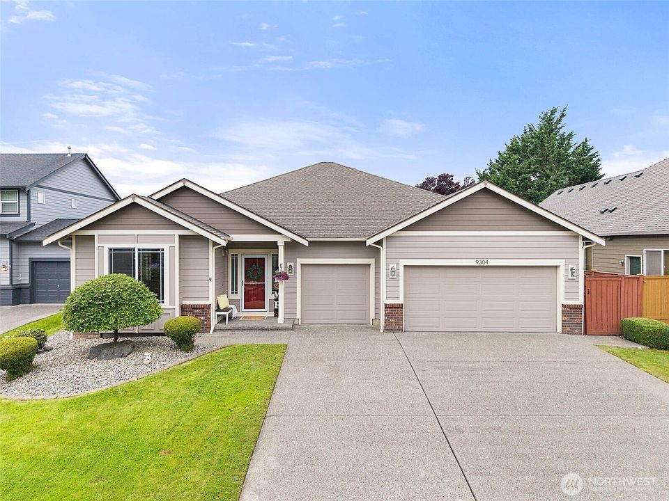 1st image of 9304 229th Avenue E