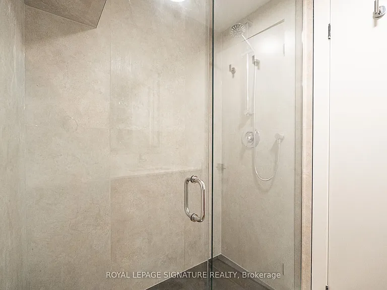 7 Earnscliffe Rd #1 — Photo 10