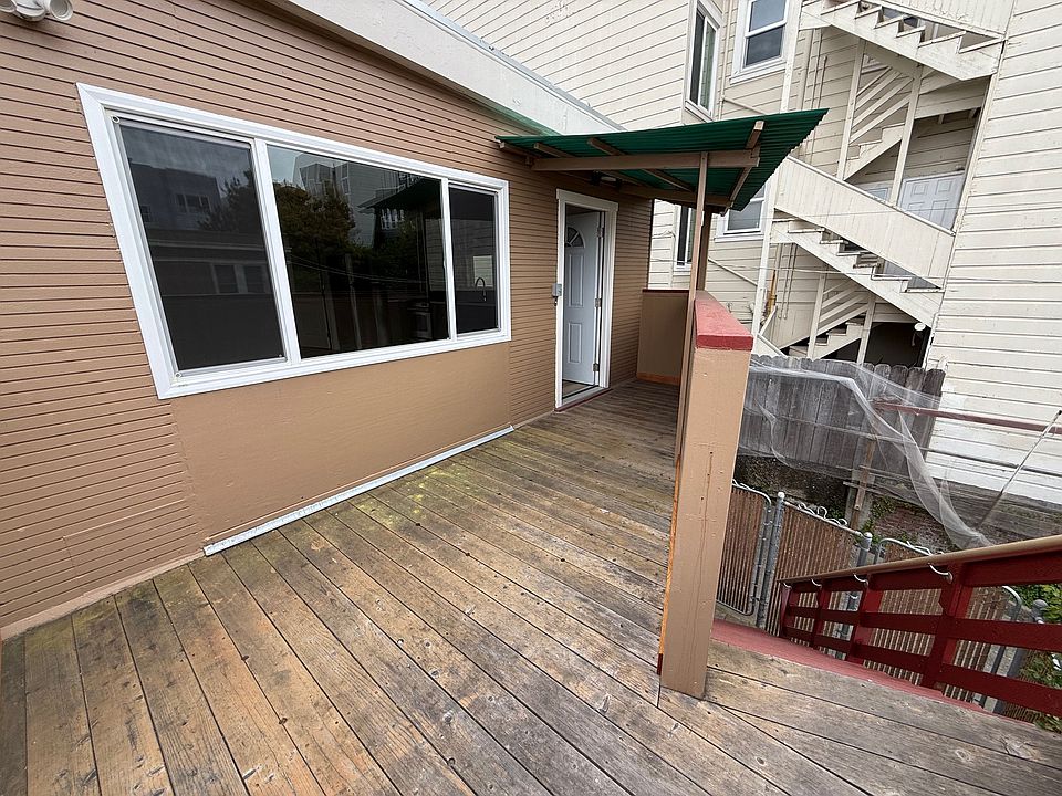 1st image of 850 Lombard St