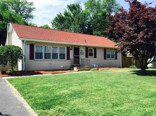 311 W Summit St, Vineland, NJ 08360