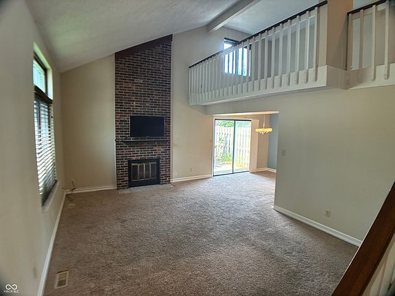 5th image of 464 E Saint Clair St