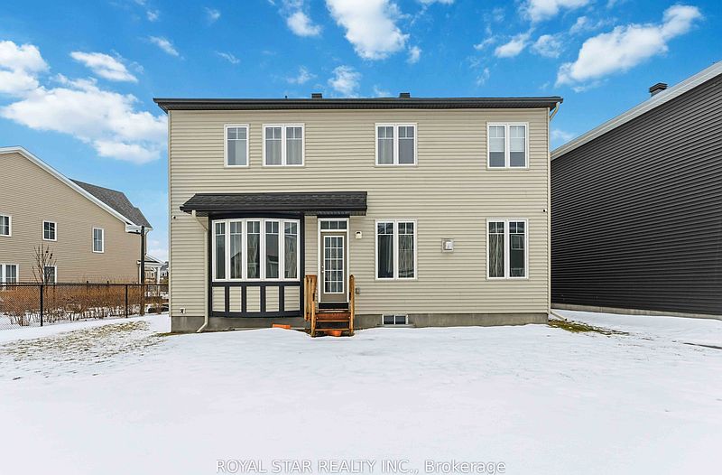 Ottawa House for rent - 4 Bedrooms — photo 36