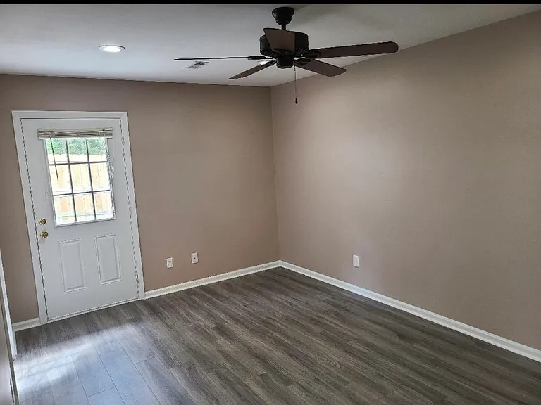 825 Foch St #825 — Photo 11