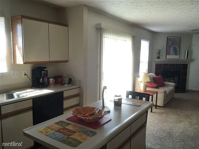 5620 Sunnyside Rd #B — Photo 9