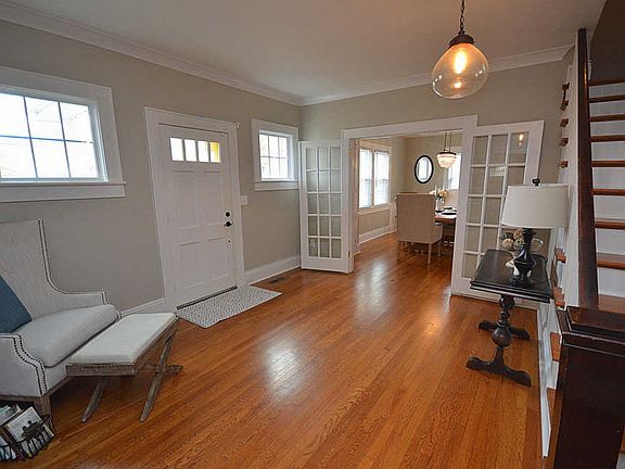5th image of 1413 Oak St