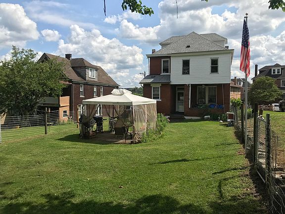 2nd image of 32 Overland Ave