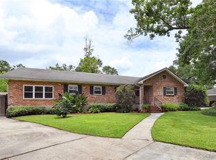 9625 Evelyn Pl, River Ridge, LA 70123