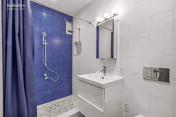 Sold by Sotheby's International Realty | media 5