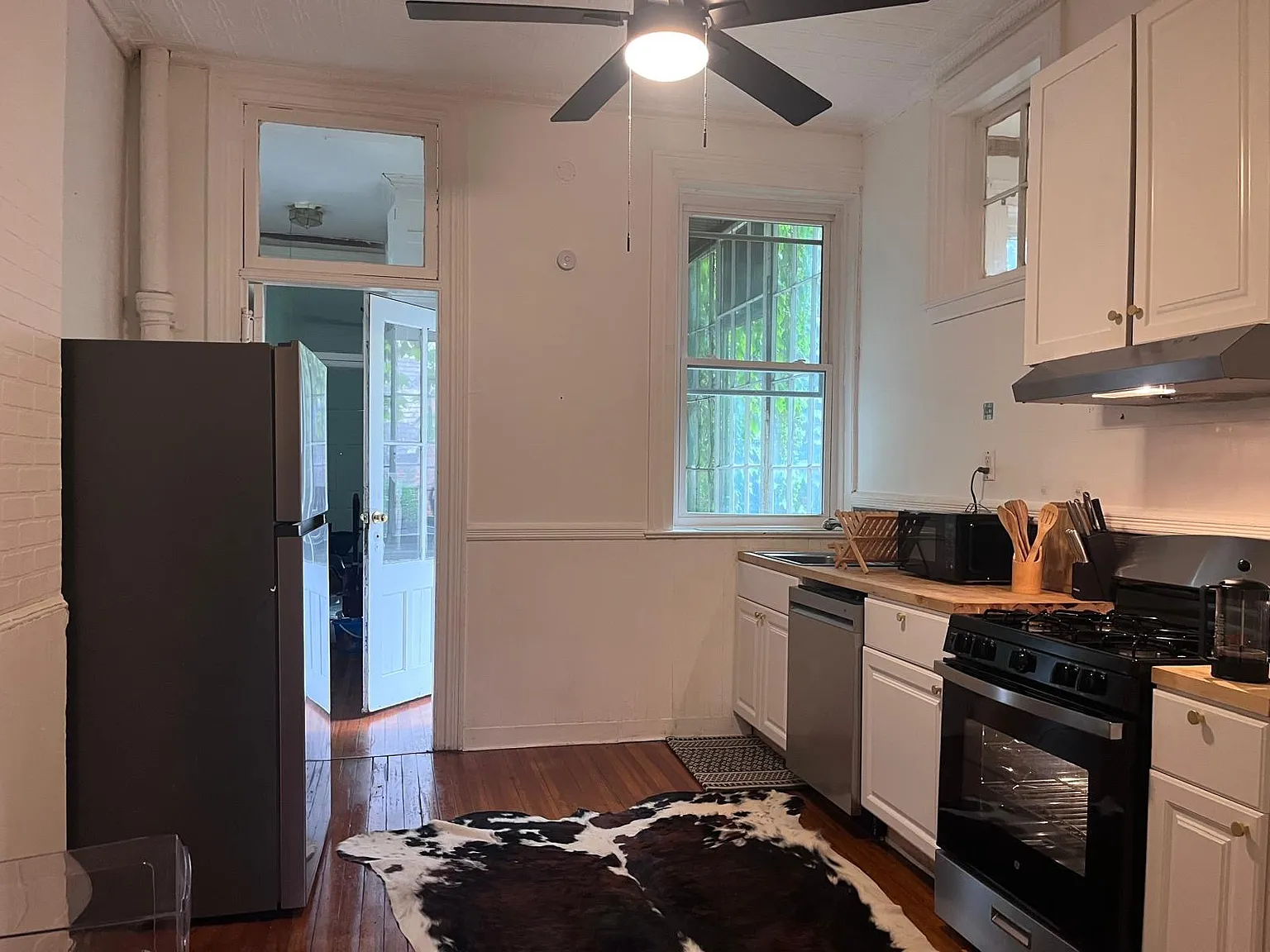 1 bed, 750 sqft, $1,700 — Photo 2