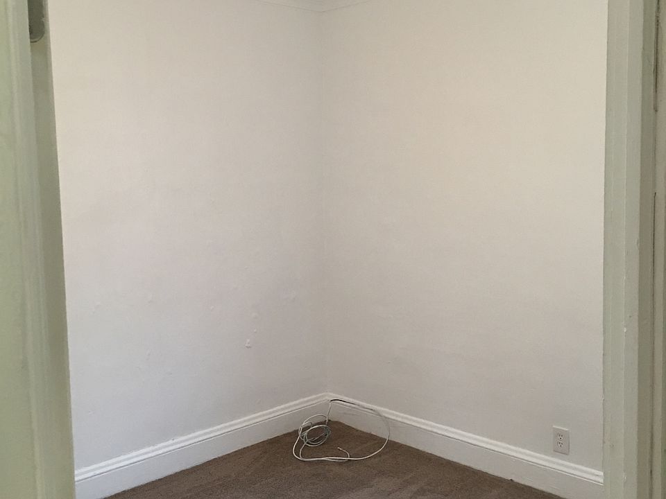 1st image of 3265 E 123rd St #1