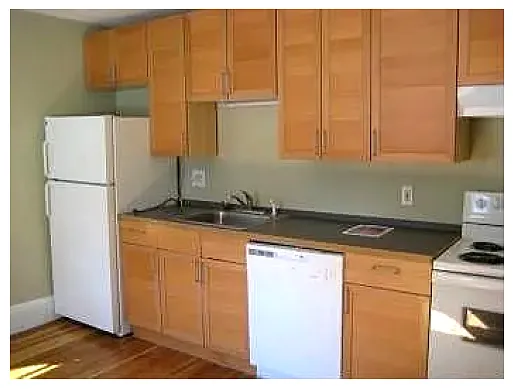 Building Photo - 55 Cherry St #3