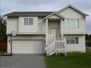 9961 Poseidon Dr, Anchorage, AK 99515