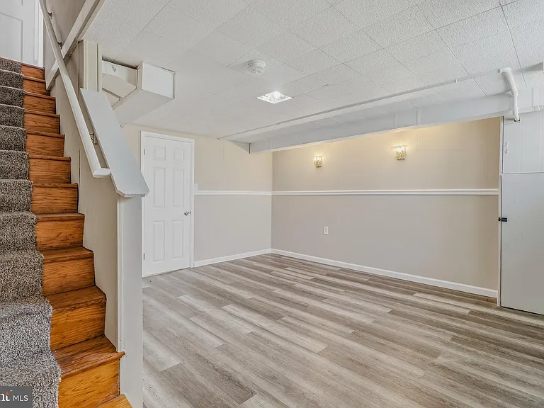 586 Lucia Ave — Photo 24