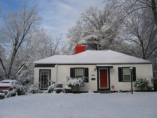 1st image of 1128 Woodside Ave