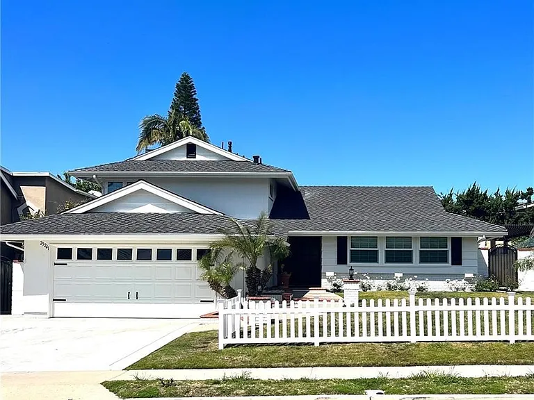 25241 Mawson Dr — Photo 17