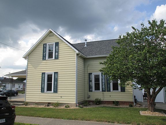 3rd image of 104 N Water St