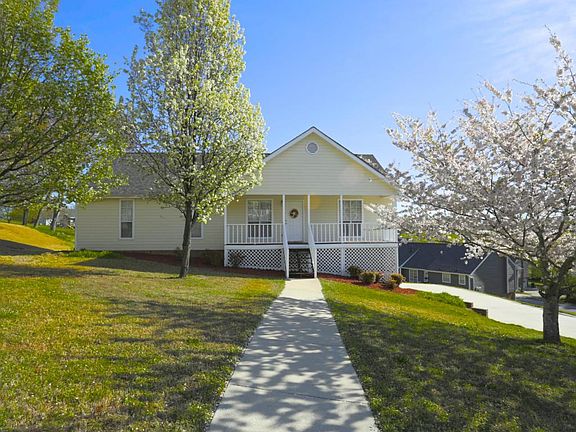 3rd image of 8523 Brookplace Dr