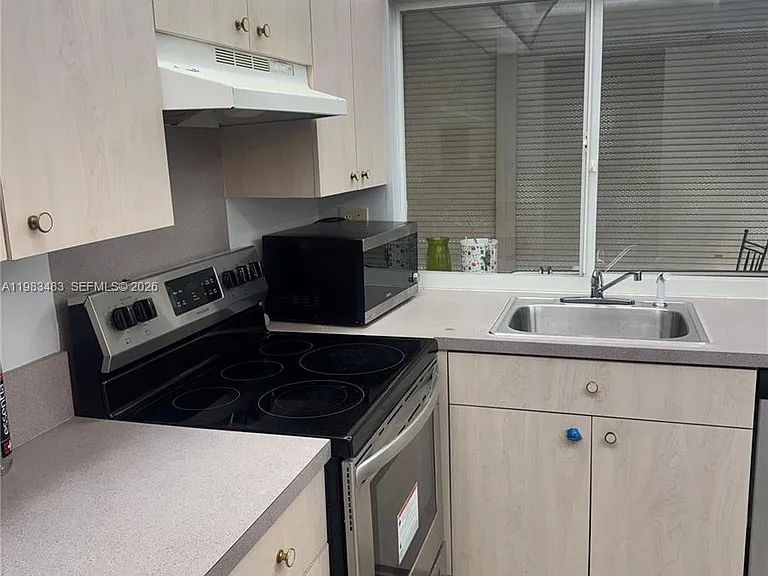 9400 Lime Bay Blvd #206 — Photo 9