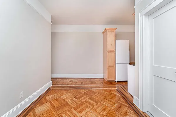 Rented by Modern Spaces | media 3