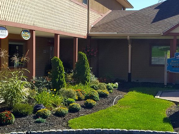 3rd image of 100 Quarry Rd #100H