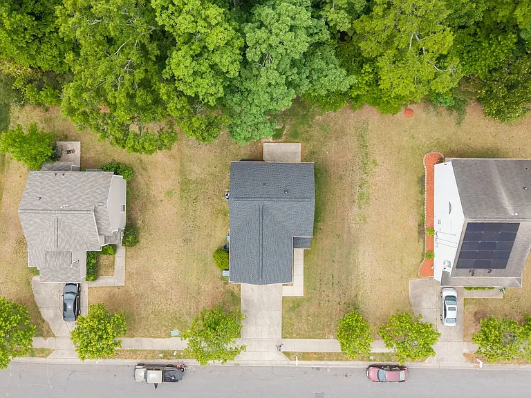 409 Burrell Rd — Photo 33