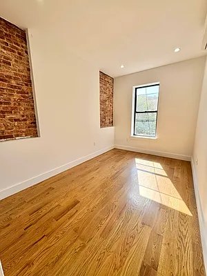 Rented by Arche Nest LLC | media 10