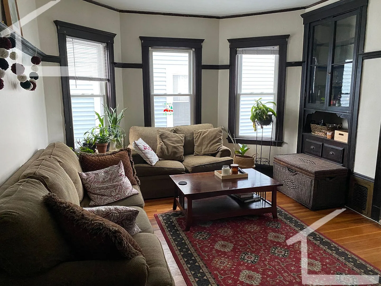 Amazing 3 Bed 1 Bath In Brighton!! — Photo 3