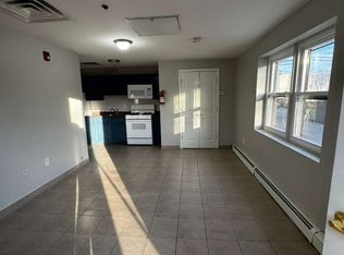 158 N 8th St #4, Kenilworth, NJ 07033